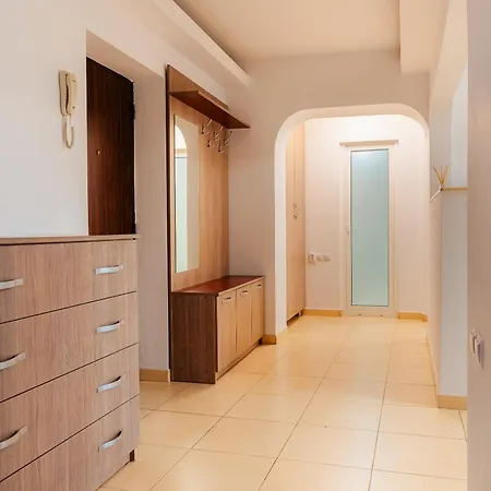Apartment Close To The House Of Parliament And Old Town Bucharest Exterior photo